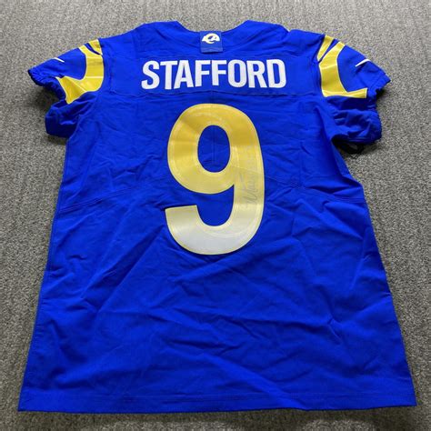 Legends - Rams Matthew Stafford Signed Authentic Jersey Size 40 | The ...