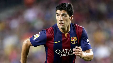 Mixed emotions for Suarez after Barcelona debut | takefootball