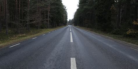 Stronger eco-friendly asphalt from forest waste | KTH