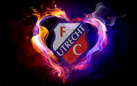 FC Utrecht wallpaper met vuur