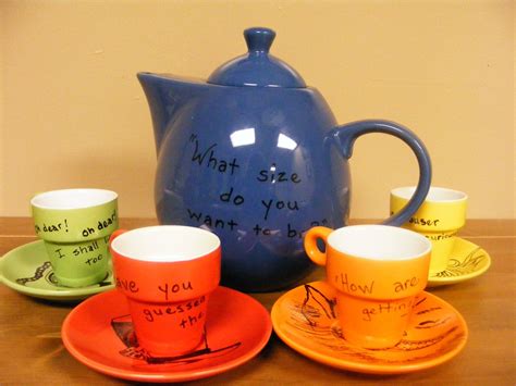 Alice in Wonderland Tea Set