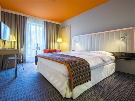 Park Inn by Radisson Frankfurt Airport Hotel in Frankfurt am Main - Room Deals, Photos & Reviews