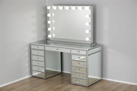 BRIGHT BEAUTY VANITY STATION CLASSIC MIRRORED - Bright Beauty Vanity