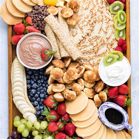 Pancake Board (Breakfast Charcuterie Platter) - Veggie Desserts