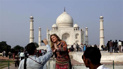 Taj Mahal entry fee increases, but after spending 180 minutes - Goats On Road