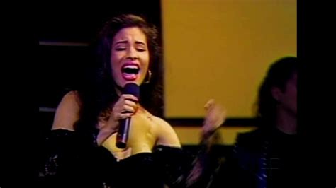 Selena Quintanilla - Como La Flor (Live 1993) | Selena quintanilla, Selena