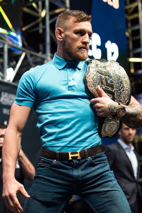 The Conor McGregor Look Book Conor Mcgregor Style, Connor Mcgregor ...