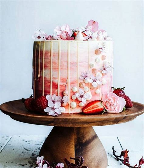 28 best birthday cake inspo images on Pinterest | Anniversary cakes, Birthday cake and Birthday ...