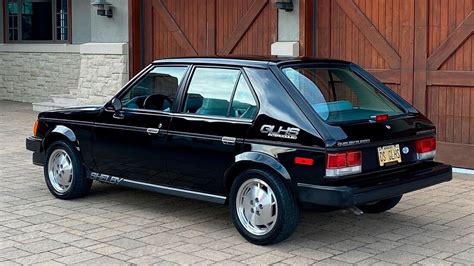 1986 Dodge Shelby Omni GLHS bei Mecum Auctions | AUTO MOTOR UND SPORT