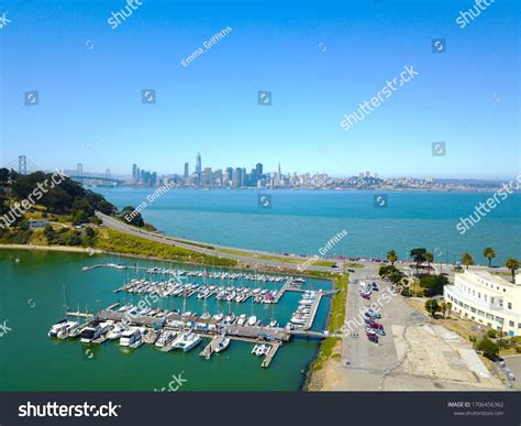 1 Treasure Isle Marina Images, Stock Photos & Vectors | Shutterstock