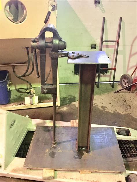 Blacksmiths post vice stand made from scrap. | Blacksmithing ...