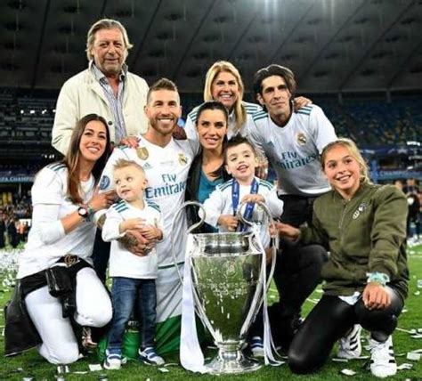 Sergio Ramos Family Photos - Micronica68