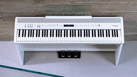 Roland FP-60X 88-Key Portable Digital Piano | TMW