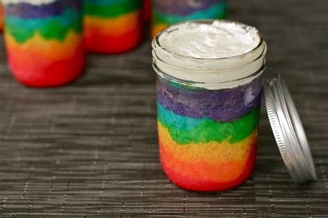 How to Make a Rainbow in a Jar