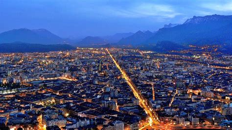 The Best Sights in Grenoble: Capital of the Alps