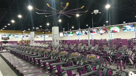 Gym in Medford, NY | 700 Patchogue Yaphank Rd | Planet Fitness