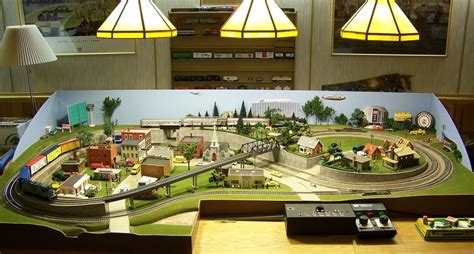 4x8 ho train layout 3 trains - Google Search | Ho train layouts, Train ...