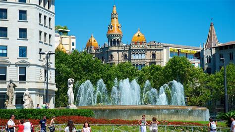 Placa de Catalunya in Barcelona, | Expedia