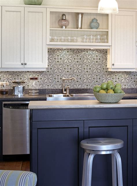 30+ Kitchens With Tile Backsplash – HomeDecorish