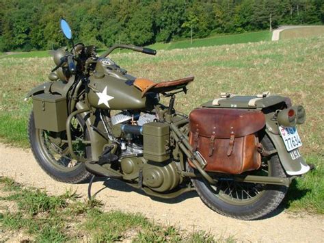 Harley-Davidson WLA-42 'US military motorcycle WW II | Harley davidson wla, Army motorcycle ...