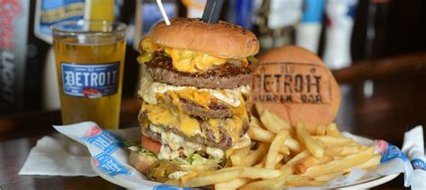 Detroit Burger Bar