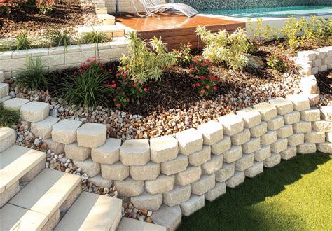 Gardenwall Standard Retaining Wall Blocks (Beach) SALE MAY 2023 Ex yard ...