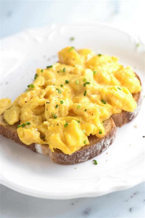 Perfect Creamy Scrambled Eggs Recipe