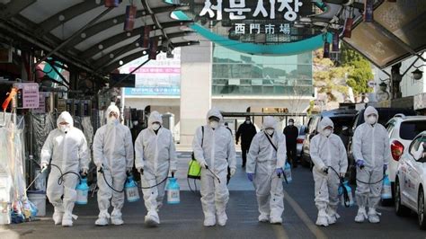 Coronavirus: South Korea declares highest alert as infections surge ...