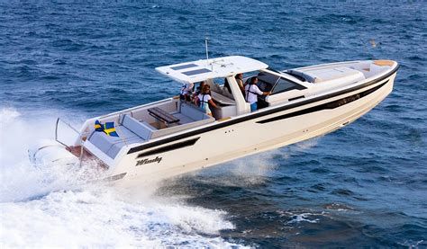 The 10 Best New Center Console Boats on the Water