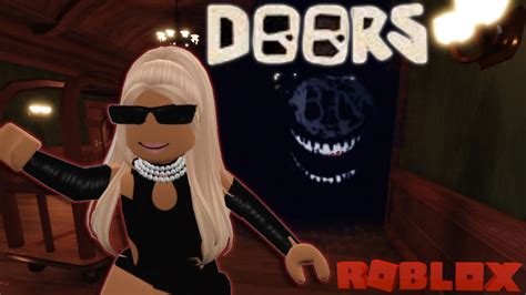 Playing doors on roblox (it was terrifying) - YouTube