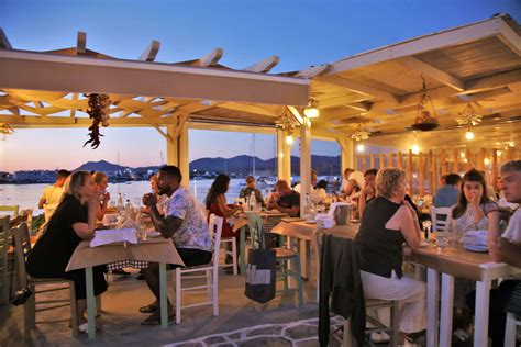 Best 15+ Restaurants in Milos, Greece | Greeka