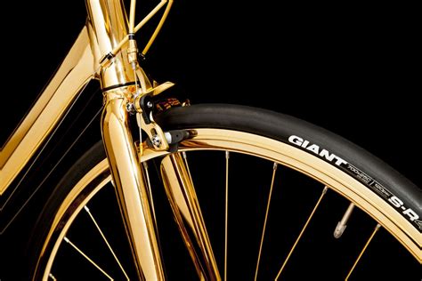 Goldgenie Rennrad aus 24-karätigem Gold - richtigteuer.de