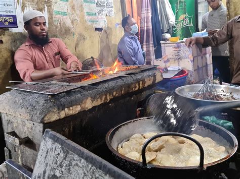 A Local's Guide to the BEST Street Food in Dhaka — Chef Denise