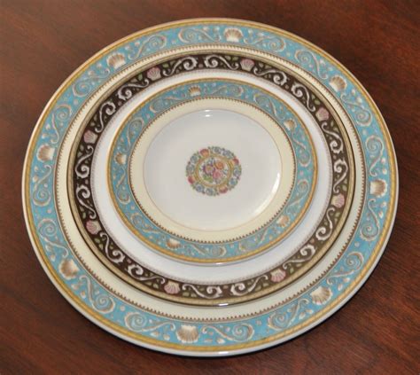 Vintage Wedgwood Runnymede | Mixing the Blue and Turquoise together | China patterns, Vintage ...