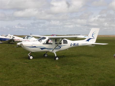 Flying Lessons at Perranporth Flying Club