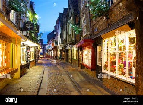 The Shambles at Christmas, York, Yorkshire, England, UK Stock Photo - Alamy