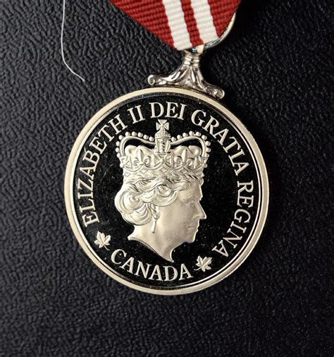 Sold Price: Canada - Queen Elizabeth II Diamond Jubilee Medal - June 6, 0118 11:00 AM EDT