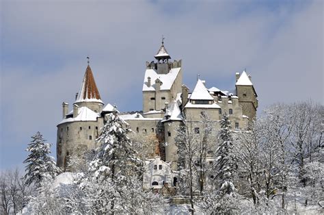 Bran Castle, Romania, Castle overview at winter