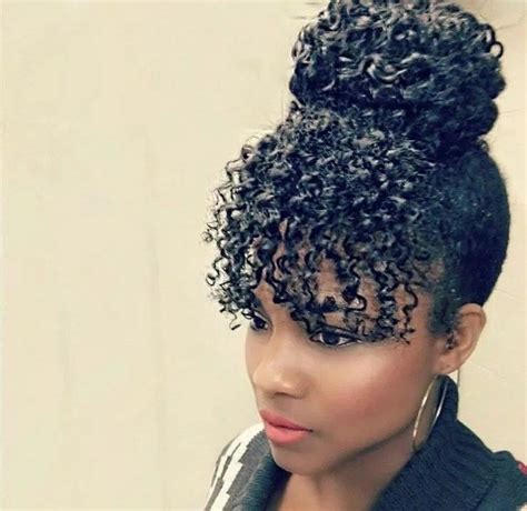 Bun with curly bangs #Naturalhairstyles | Natural hair styles easy, Curly hair with bangs ...