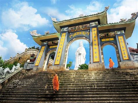 Most beautiful temples to visit in Da Nang