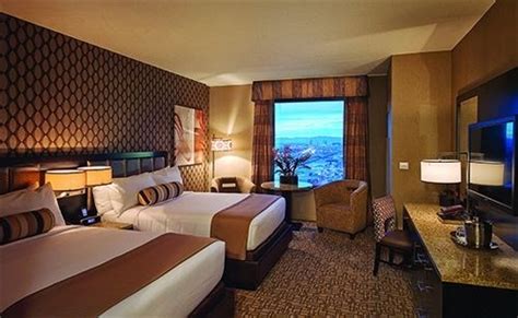 Suites & Rooms at Golden Nugget Las Vegas, Nevada