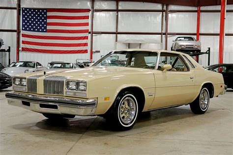 1977 Oldsmobile Cutlass | GR Auto Gallery