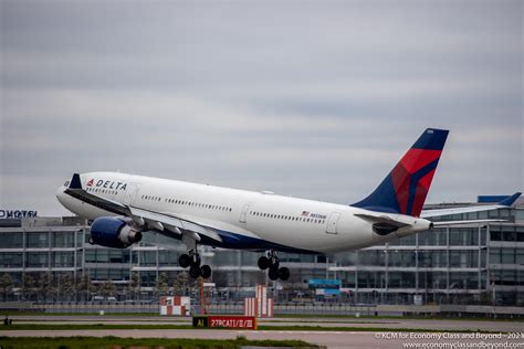 Delta Airbus A330-300 landing at London Heathrow Airport - Image ...