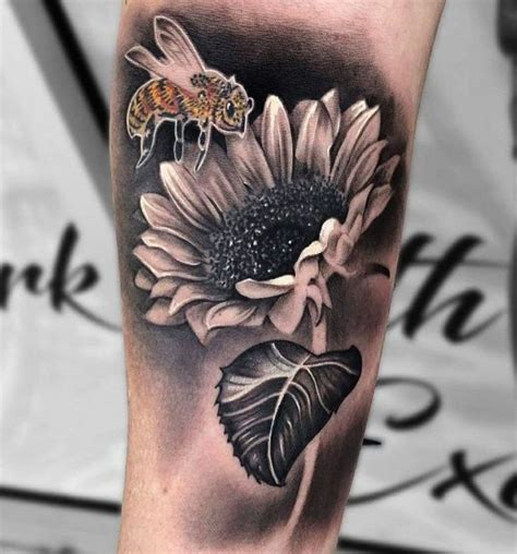 Sunflower Bee Tattoo | Sunflower and bee tattoo, Sunflower bee tattoo, Bee tattoo