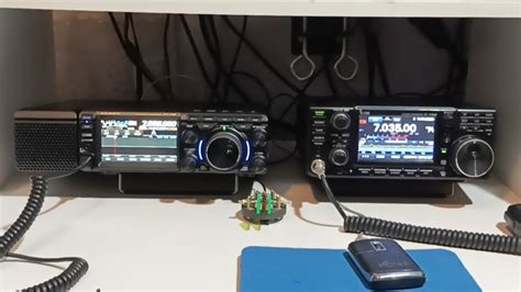 Comparativa del yaesu ft710 vs icom ic-7300 "la película" - YouTube