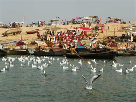 Triveni Sangam, Allahabad (2021) - Images, Timings | Holidify