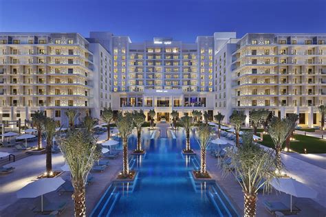 Celebrate A Joyous Holiday Season At Hilton Abu Dhabi Yas Island ...