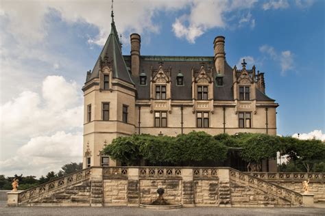 GuestReservations.com - The History Behind The Biltmore Estate & Vanderbilt Family