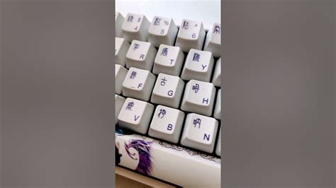 But does your keyboard sound this good? satisfying custom keyboard thocky clacky - YouTube