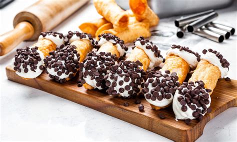 traditional italian desserts | Cannoli Kitchen